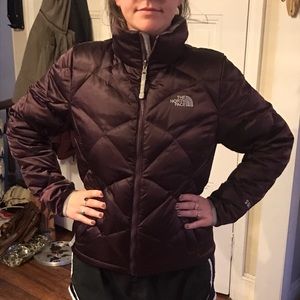 Women's North Face 550 Jacket Size Small